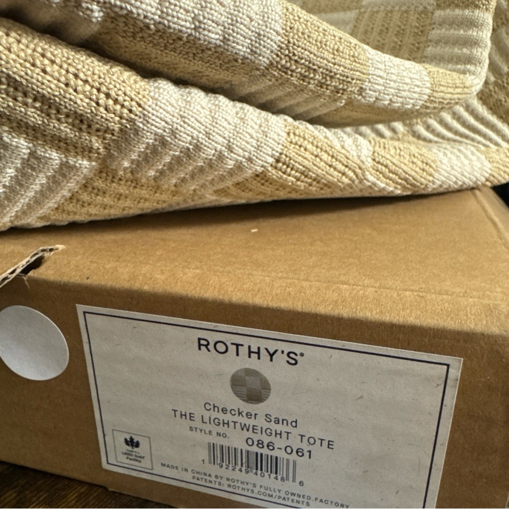 Rothy's The Lightweight Tote Checker Sand Medium Size - Picture 4 of 12